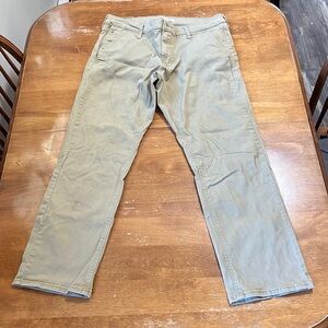 Wrangler • Althetic Fit Khaki Pants